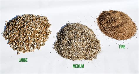  Vermiculite: Uma Maravilha Natural para Isolamento Térmico e Absorção de Água!